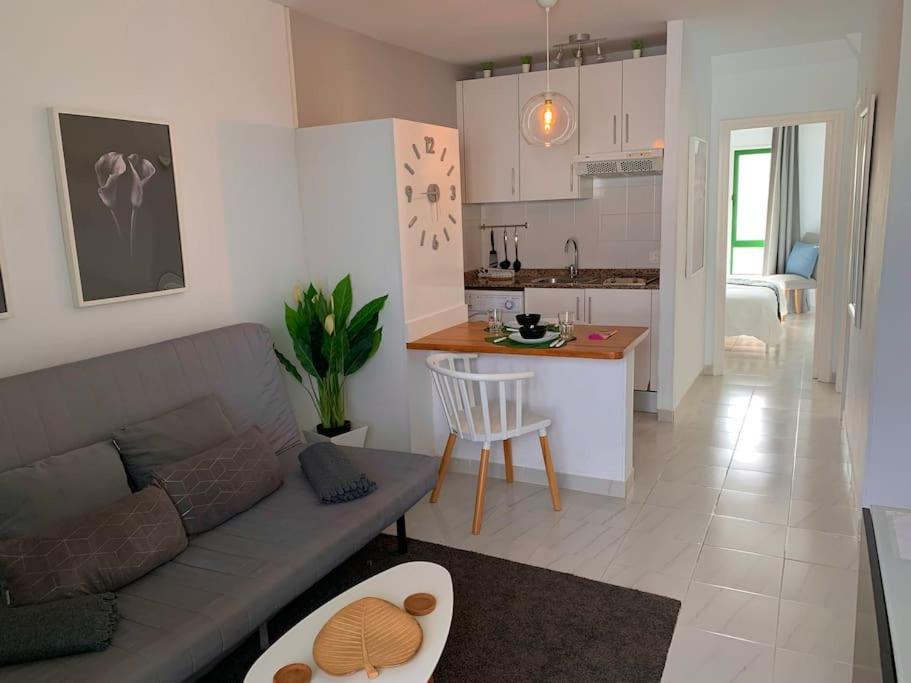 Coqueto Apartamento Zua Con Piscina Costa Teguise Extérieur photo